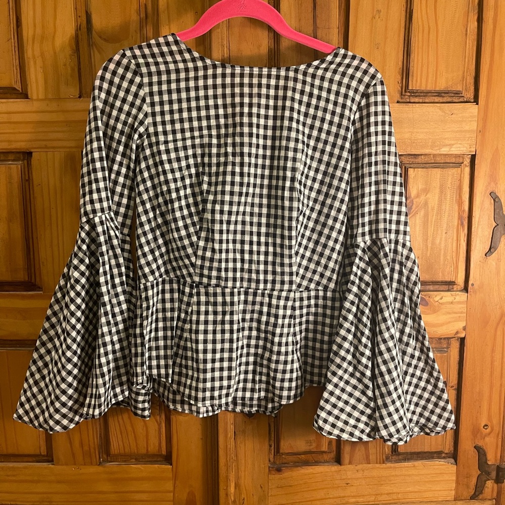Black and white plaid top